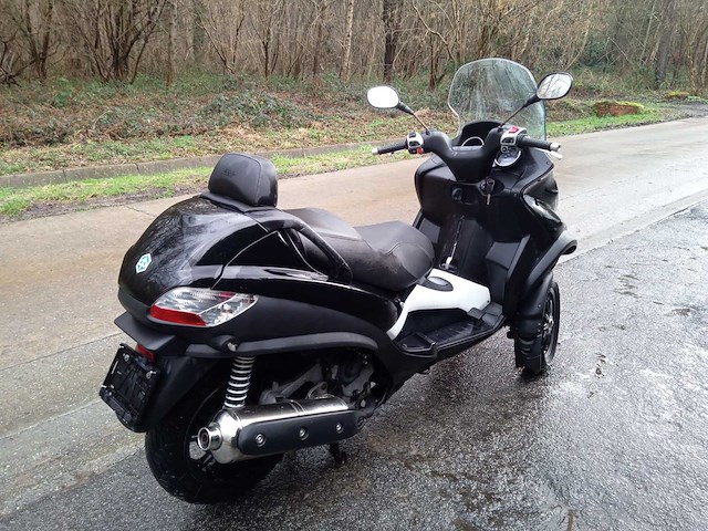 Piaggio - mp3 - motorfiets - afbeelding 5 van  10