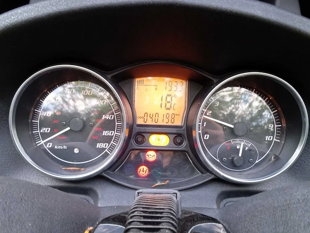 Piaggio - mp3 500 lt - motorfiets - afbeelding 7 van  8