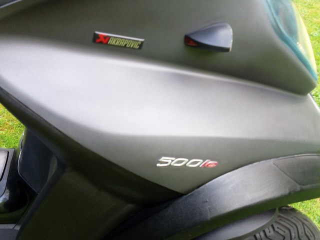 Piaggio - mp3 500 lt - motorfiets - afbeelding 6 van  8