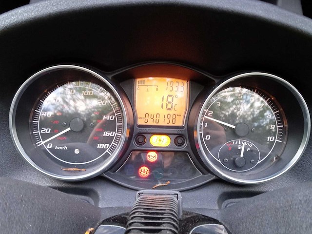 Piaggio - mp3 500 lt - motorfiets - afbeelding 7 van  8