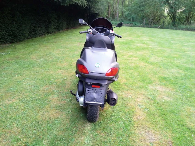 Piaggio - mp3 500 lt - motorfiets - afbeelding 5 van  8