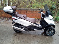 Piaggio - mp3 lt 500 - motorfiets - afbeelding 4 van  10