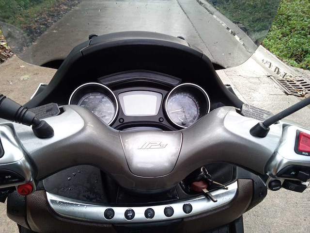 Piaggio - mp3 lt 500 - motorfiets - afbeelding 7 van  10