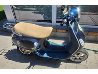 Piaggio - vespa - lx50 4t - gemotoriseerde scooter - afbeelding 1 van  8