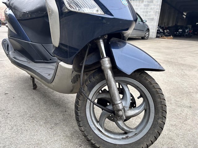 Piaggio fly scooter - afbeelding 5 van  7