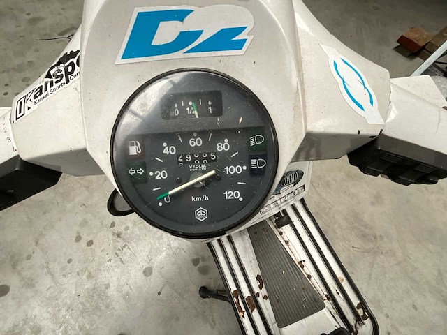 Piaggio vespa 125 oldtimer - afbeelding 10 van  20