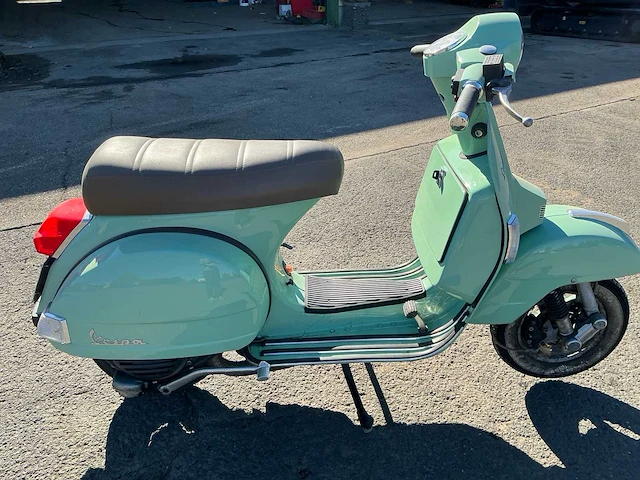 Piaggio vespa 125cc brommer - afbeelding 12 van  16