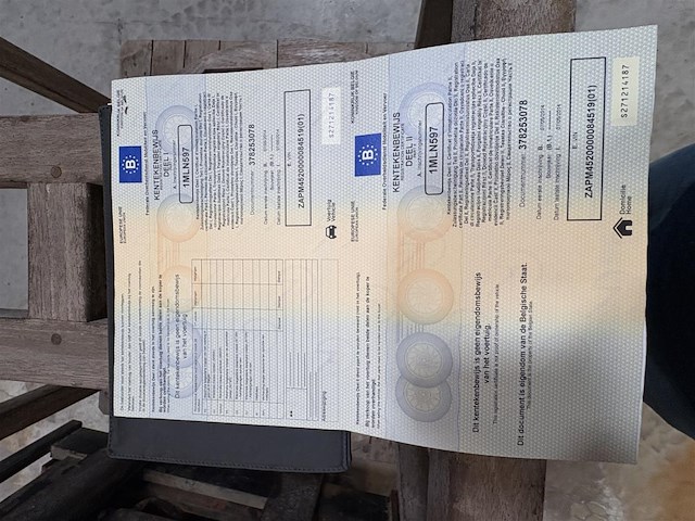 Piaggio vespa 300 - afbeelding 7 van  16