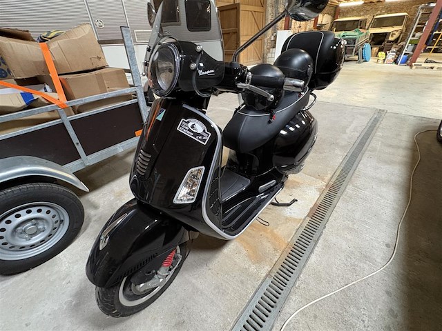 Piaggio vespa 300 - afbeelding 1 van  16