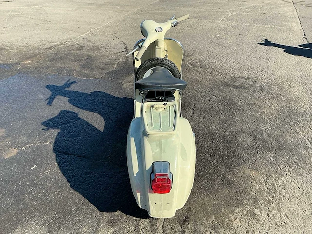 Piaggio vespa 50 motorfiets - afbeelding 13 van  15