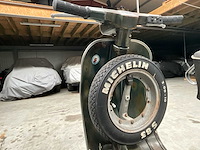 Piaggio vespa 50 oldtimer - afbeelding 3 van  27