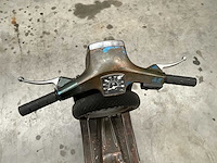 Piaggio vespa 50 oldtimer - afbeelding 6 van  27