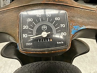Piaggio vespa 50 oldtimer - afbeelding 4 van  27
