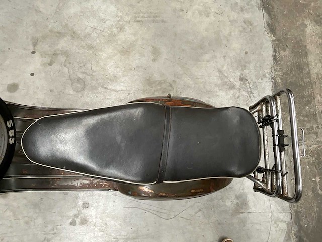Piaggio vespa 50 oldtimer - afbeelding 7 van  27