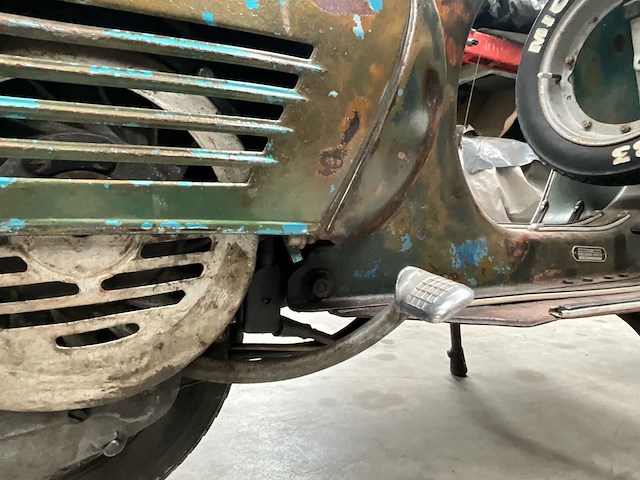 Piaggio vespa 50 oldtimer - afbeelding 11 van  27
