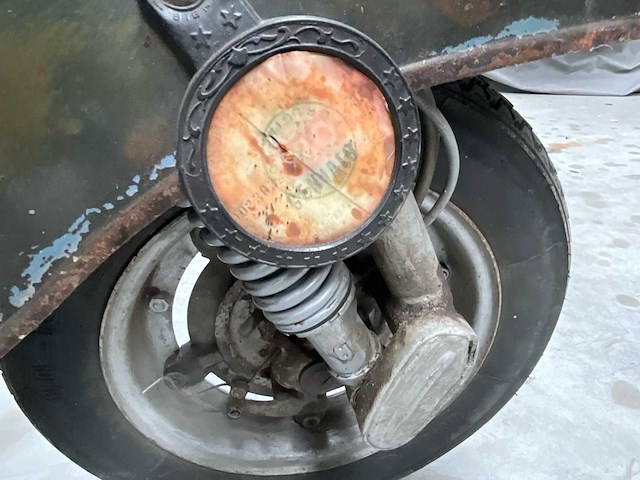 Piaggio vespa 50 oldtimer - afbeelding 14 van  27