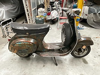 Piaggio vespa 50 oldtimer - afbeelding 24 van  27