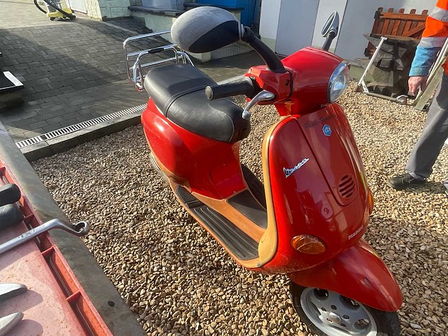 Piaggio vespa et2 scooter voorouder scooter - afbeelding 5 van  10