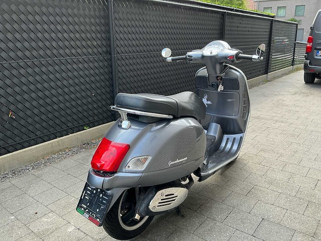 Piaggio vespa gt200l motorfiets - afbeelding 14 van  18