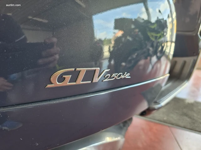 Piaggio vespa gt250ie - afbeelding 2 van  17