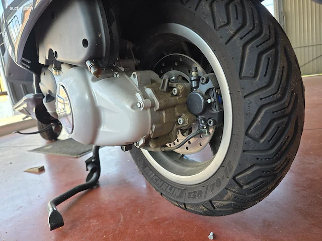 Piaggio vespa gt250ie - afbeelding 3 van  17