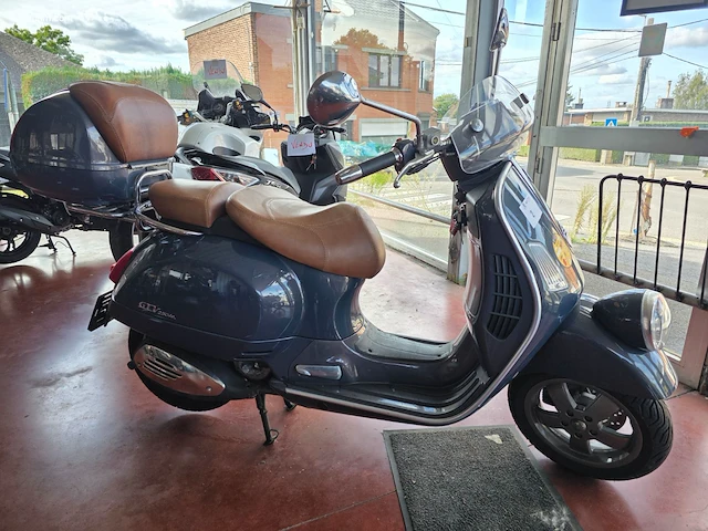 Piaggio vespa gt250ie - afbeelding 10 van  17