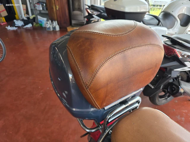 Piaggio vespa gt250ie - afbeelding 17 van  17