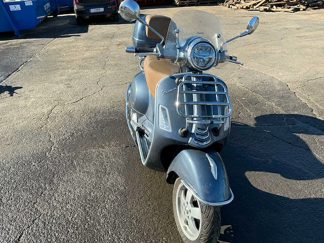 Piaggio vespa gts 300 motorfiets - afbeelding 9 van  14