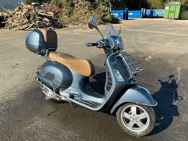 Piaggio vespa gts 300 motorfiets - afbeelding 7 van  14