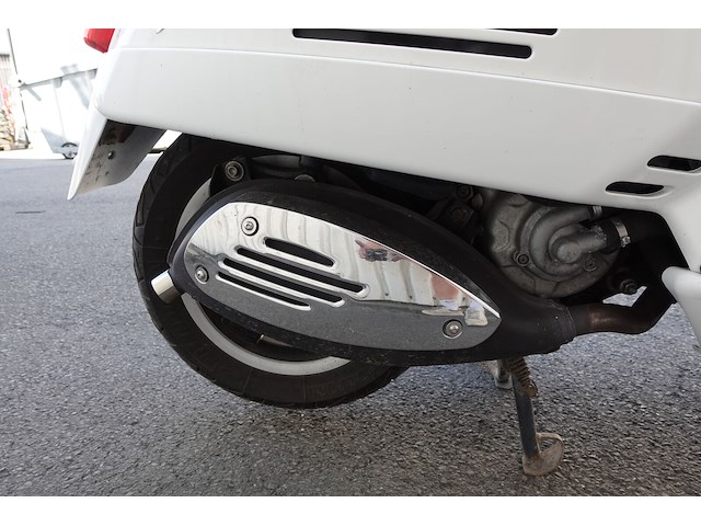 Piaggio vespa gts300 - afbeelding 4 van  16