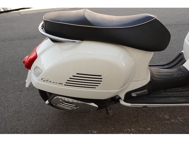 Piaggio vespa gts300 - afbeelding 5 van  16