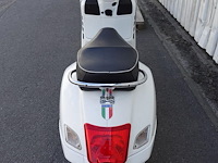 Piaggio vespa gts300 - afbeelding 11 van  16