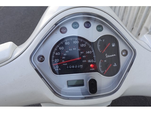 Piaggio vespa gts300 - afbeelding 14 van  16