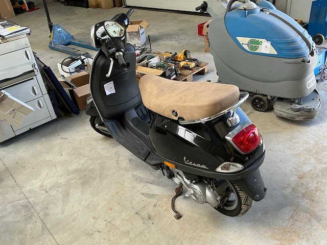 Piaggio vespa lc50 4valvole brommer - afbeelding 1 van  1