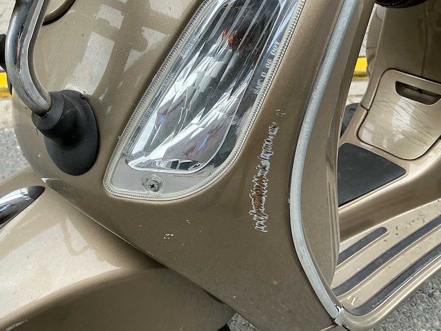 Piaggio vespa lx 125 scooter - afbeelding 14 van  31