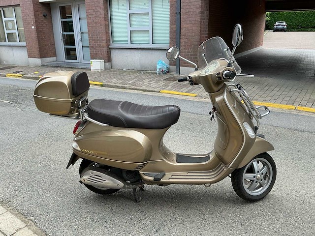 Piaggio vespa lx 125 scooter - afbeelding 26 van  31