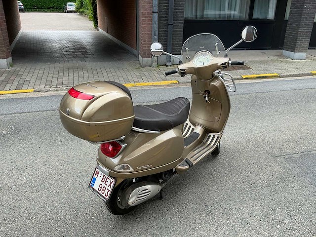 Piaggio vespa lx 125 scooter - afbeelding 27 van  31