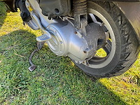 Piaggio vespa lx50 scooter - afbeelding 9 van  28