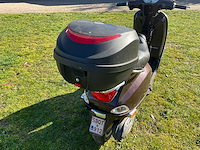 Piaggio vespa lx50 scooter - afbeelding 23 van  28