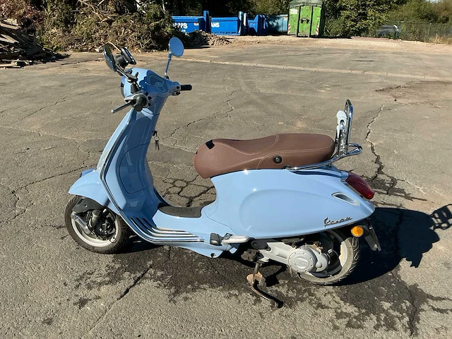 Piaggio vespa primavera 50cc brommer - afbeelding 8 van  15