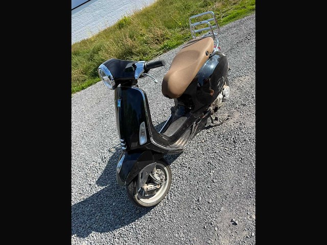 Piaggio vespa primavera vespa - afbeelding 1 van  16