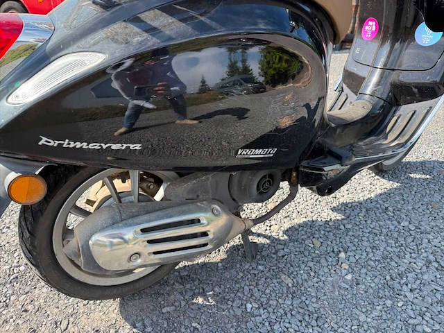 Piaggio vespa primavera vespa - afbeelding 2 van  11
