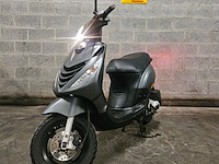 Piaggio zip sp look titanium grey (opknapper)