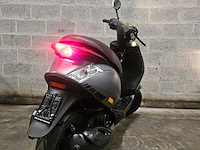 Piaggio zip sp look titanium grey (opknapper) - afbeelding 4 van  7