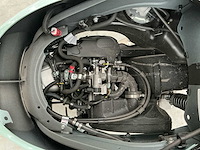 Piaggo vespa primavera brommer - afbeelding 7 van  19