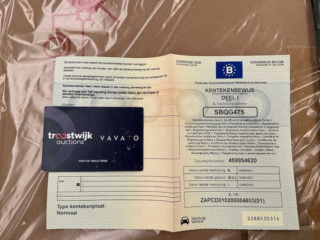 Piaggo vespa primavera brommer - afbeelding 11 van  19