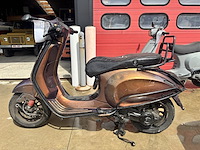 Piaggo vespa sprint - afbeelding 1 van  5