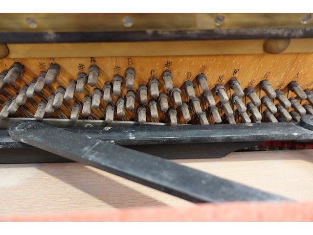 Piano surard - afbeelding 11 van  12