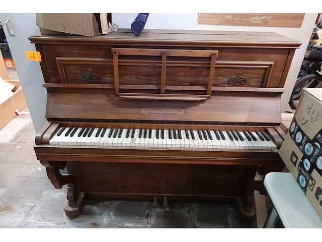 Piano - afbeelding 1 van  5