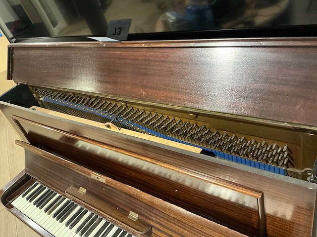 Piano - afbeelding 6 van  7